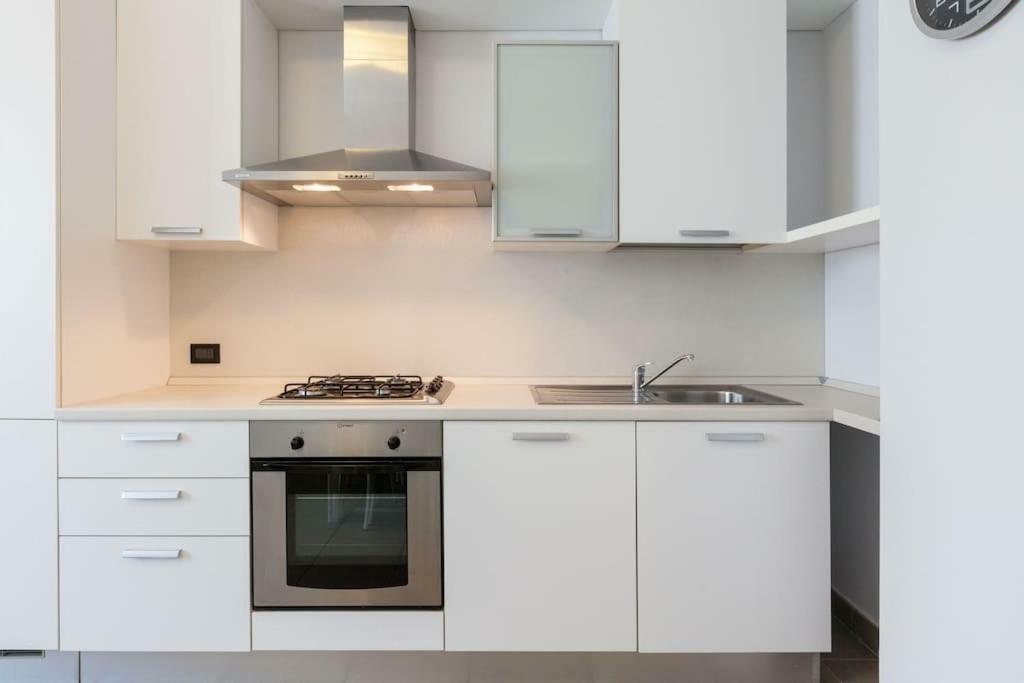 Spacious And New Apt In Citta Studi Мілан Екстер'єр фото
